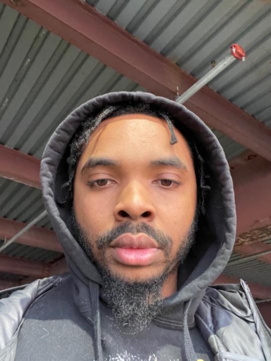 Devante Larsen