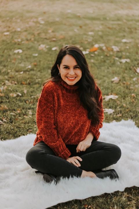 Ana Apolo