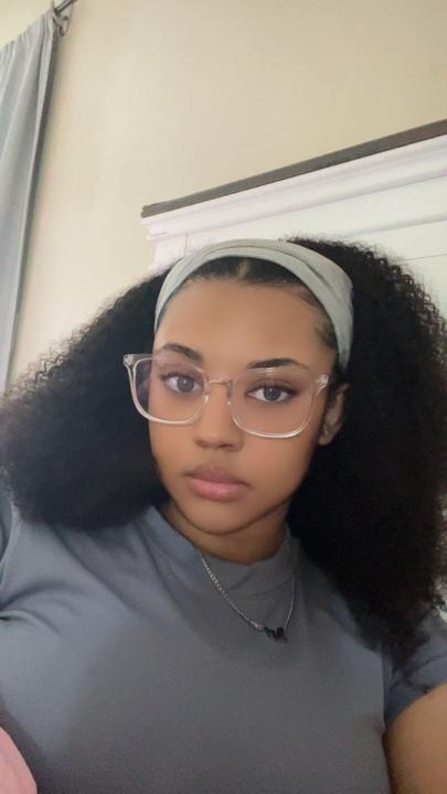 Ariyanna Jones