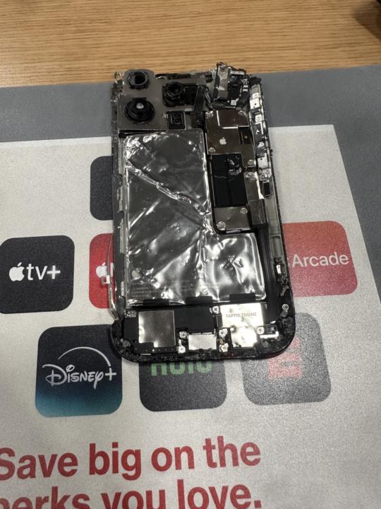 Phone flew off the R1 @ 135mph