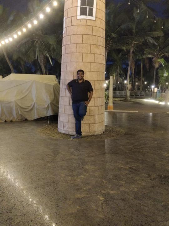 Chezhiyan E