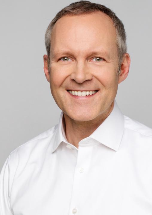 PD Dr. M. Oliver Ahlers