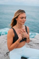 Eleonore Bon