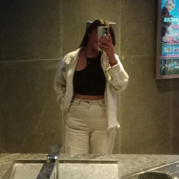 Vane Lara