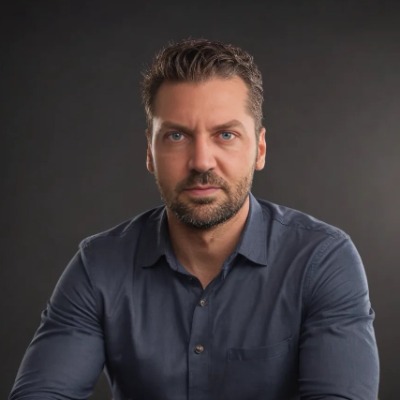 Raúl García