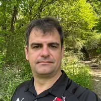 Warren van der Westhuizen.