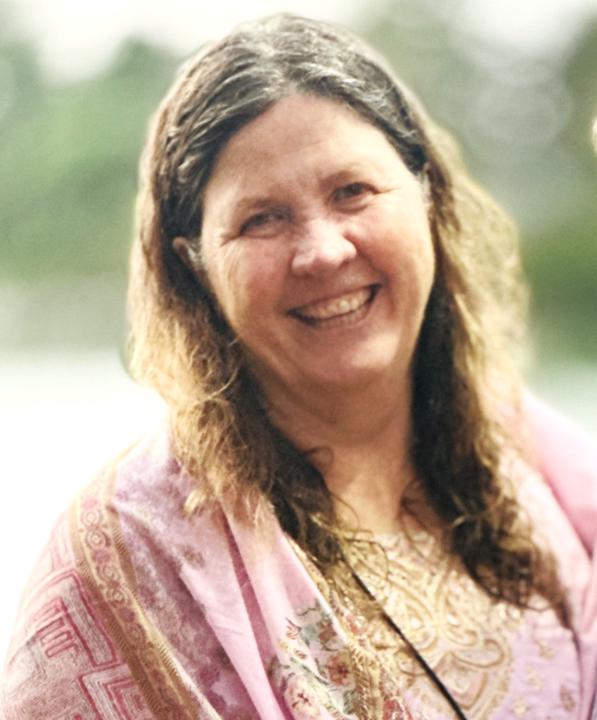 Julie Lax