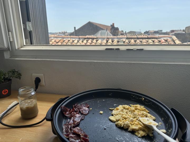 Bordeaux breakfast 