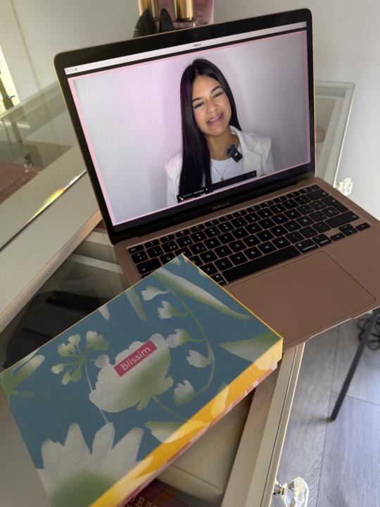Sábado de trabajo !! 👩🏽‍💻💗