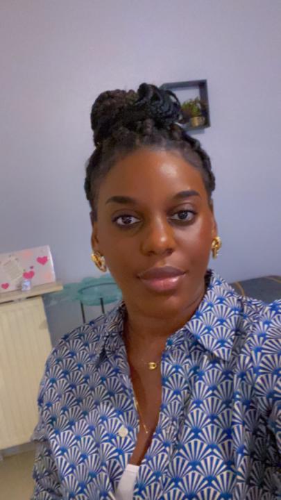 Darcie Mouwembe