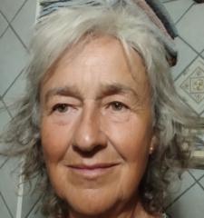 Teresa Achalandabaso