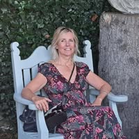 Jo Moss