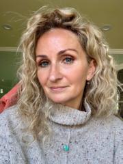 Jennifer Rowe