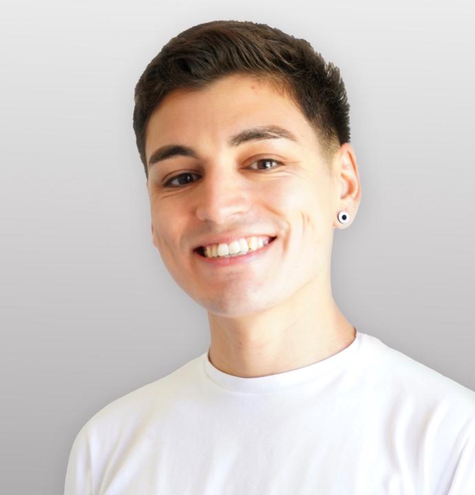 Axel Daniel Sharoian