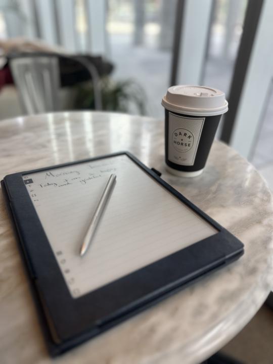 What your morning routine? ⛅️ comment below:)