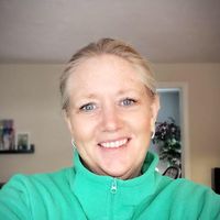 Kelly Holzworth