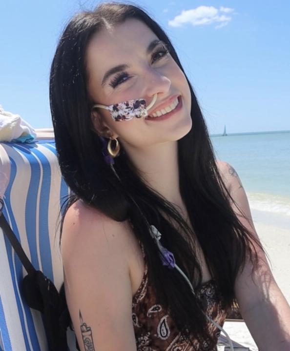 She woke up Paralyzed at 19 years old 🙏🏻 - Submit Questions Here!