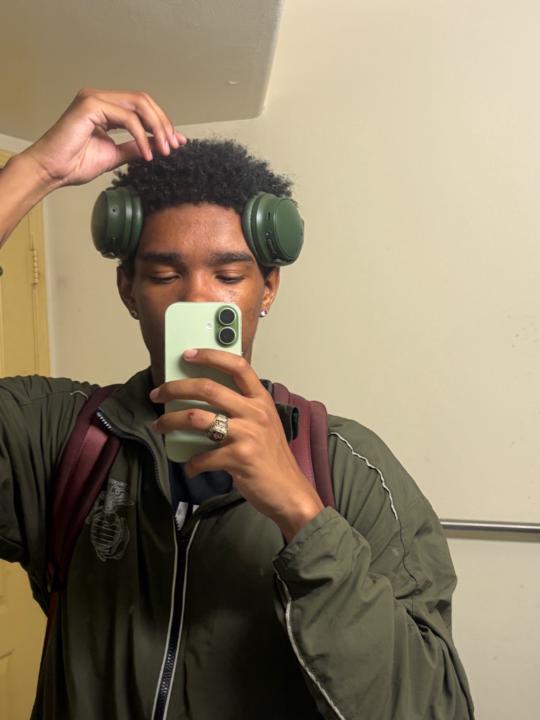 Elijah Mitchell