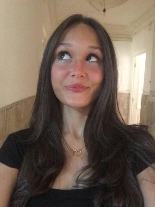 Yasmine Be
