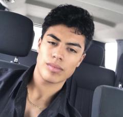 Carlos Torres