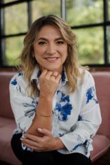 Maria J Marin