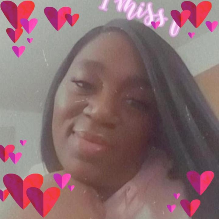 Deshundra Woods