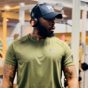 Travis Lewis
