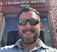 Isaias González