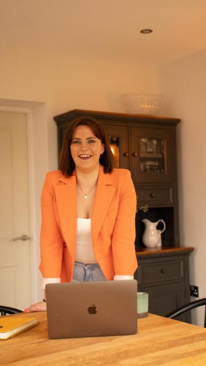 Nina Oliver