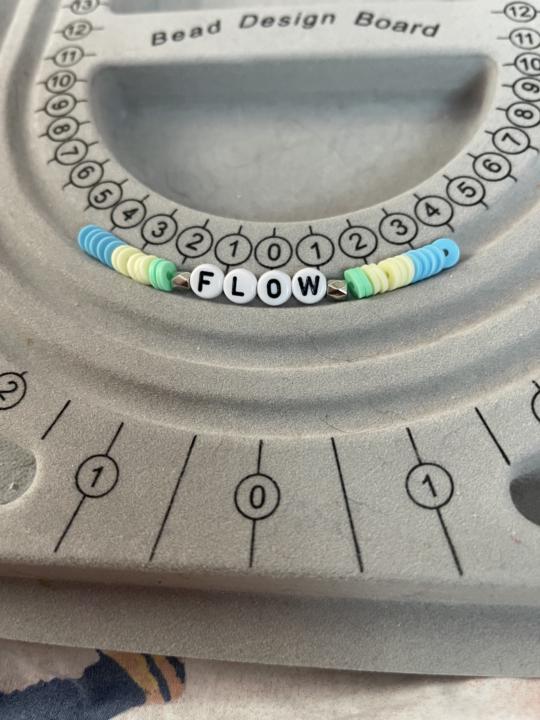 PICK OUT A BRACELET COLOR WITH ME! 