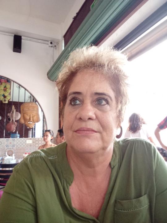 Angela Espinosa