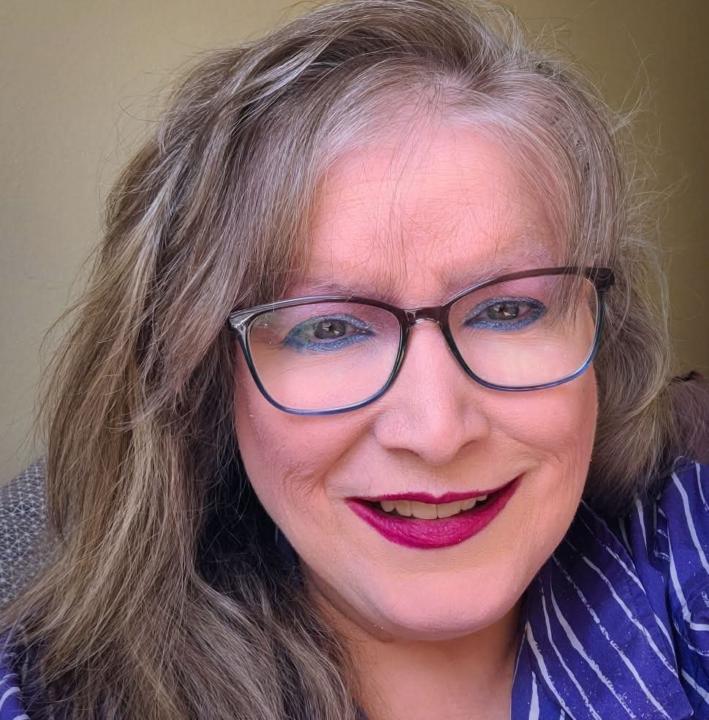 Lisa K Perry