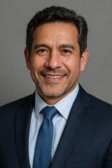 Luis Leon