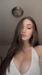 Julia Mercedes