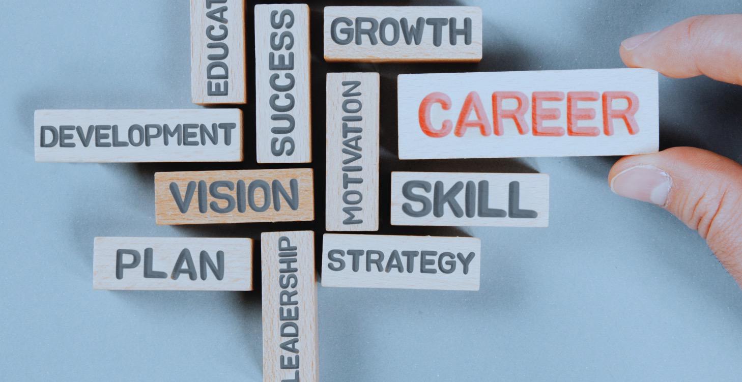 🎓 LAVORO/CARRIERA