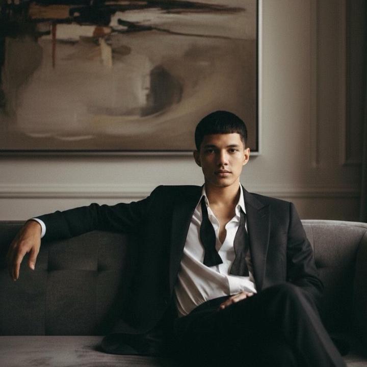 Alexander Alvarez