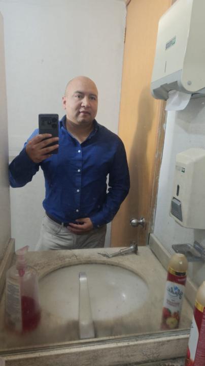 Carlos alberto Gonzalez tinajero