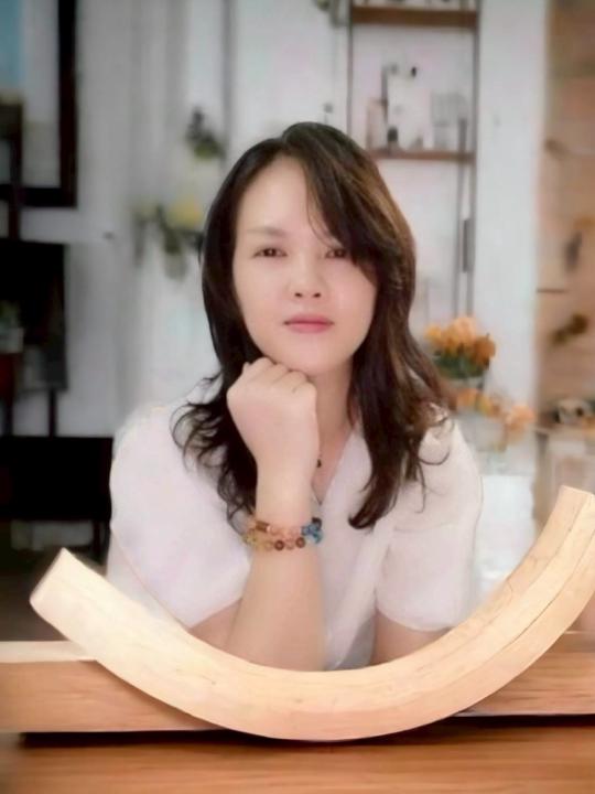 Yuhua Haiao