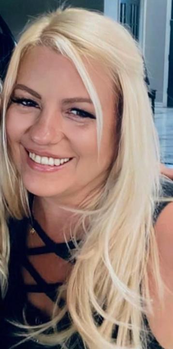 Julie Bak