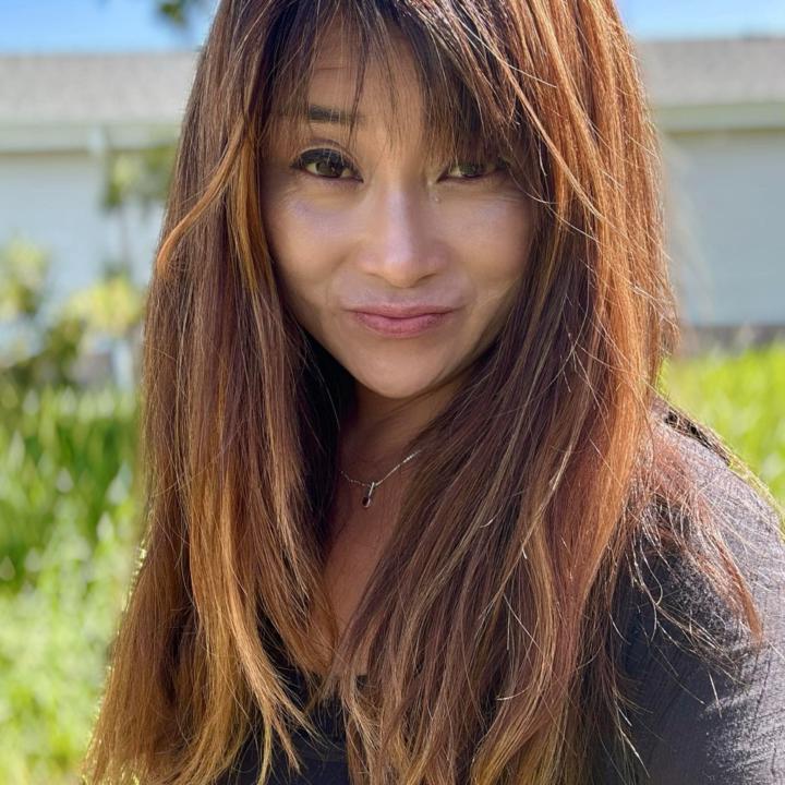 Issa Lee