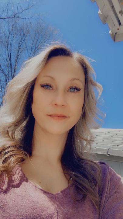 Desirae Waltman