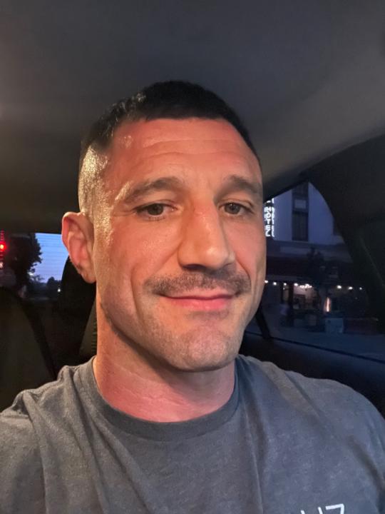 Daniel Compton