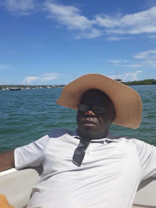Roger Yomba N