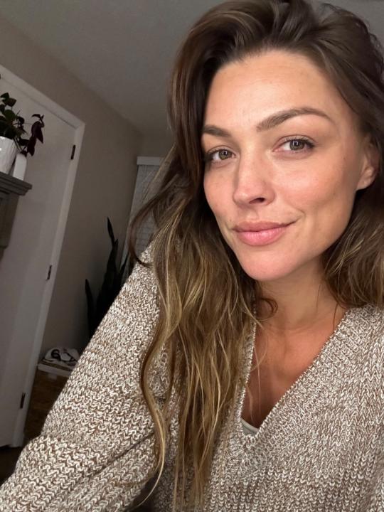Mandi McMillan