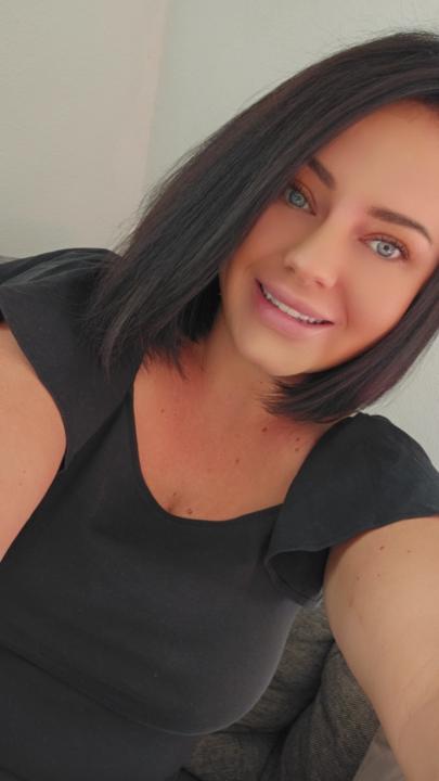 Ina-Kim Strate
