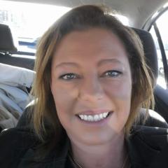 Veronica R