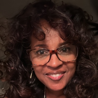 Roxanne Lewis