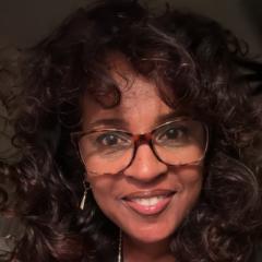 Roxanne Lewis