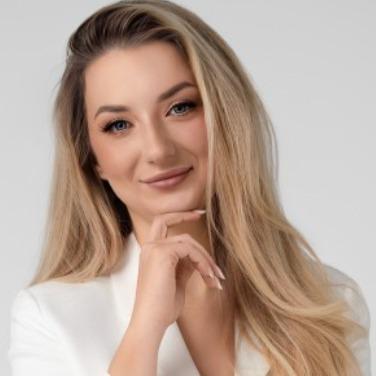 Karolina Zwierzchowska