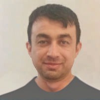 Yamil Esquivel